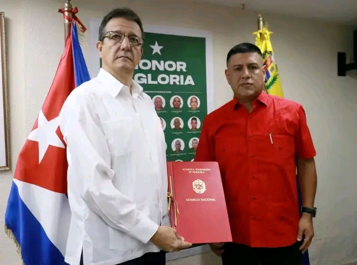 Venezuela declaró Héroes y Mártires de la nación a cubanos caídos