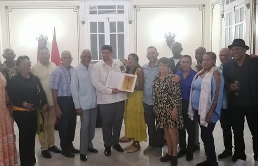 Recibió el Sello Siboney de la EGREM el Premio Palm Real.