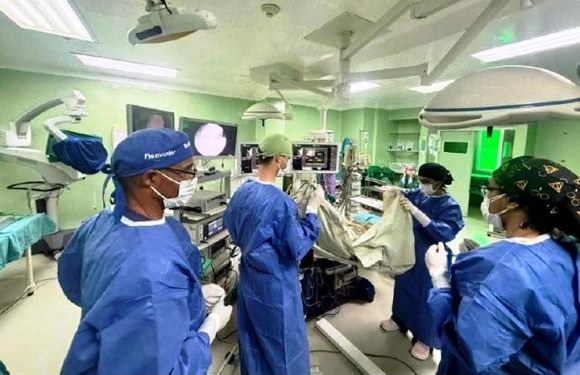 Seis horas devolviéndole la vida a un niño