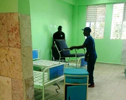 Colectivos santiagueros en jornada de trabajo voluntario