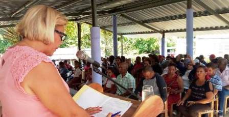 Relevante el uso de la tracción animal en las fincas de la cooperativa sanluisera Gustavo Moll