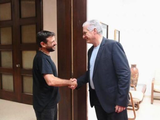 Es la hora de los amigos