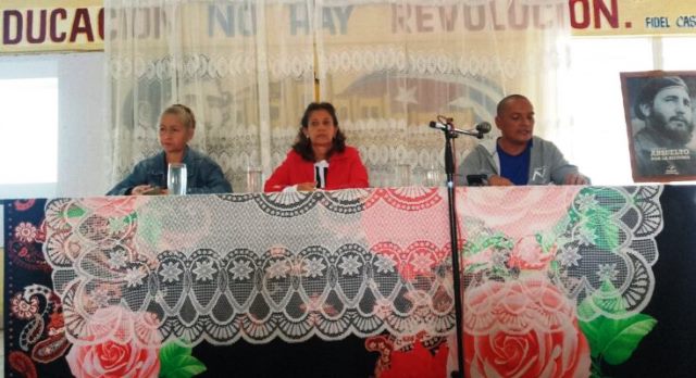 Realizan en Contramaestre balance de Educación del año 2025