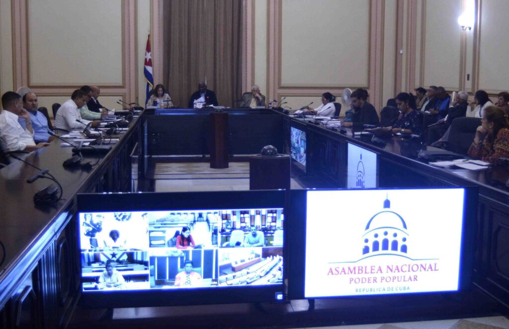 Evalúa Consejo de Estado Programa Económico y Social 2026 (+ Fotos)