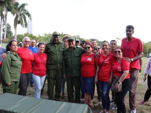 Participa Esteban Lazo jornada por el Día Nacional de la Defensa