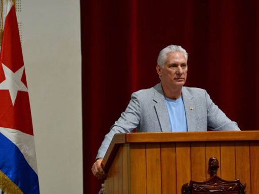 Reafirma Díaz-Canel ante amigos del mundo defensa de la soberanía nacional