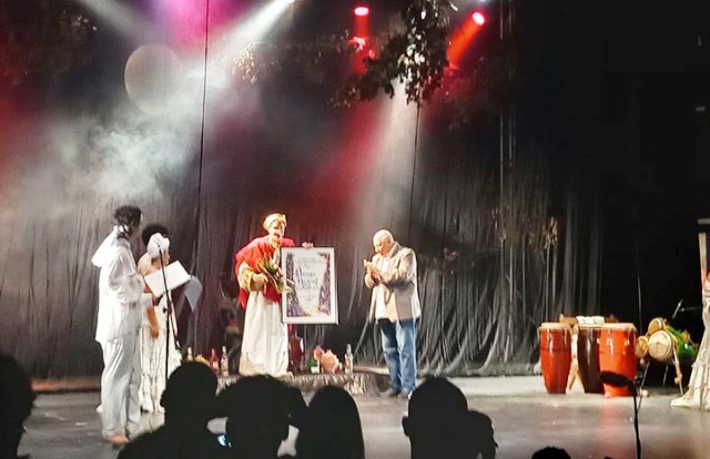 Entregan Premio Nacional de Teatro al querido actor Fernando Hechavarría