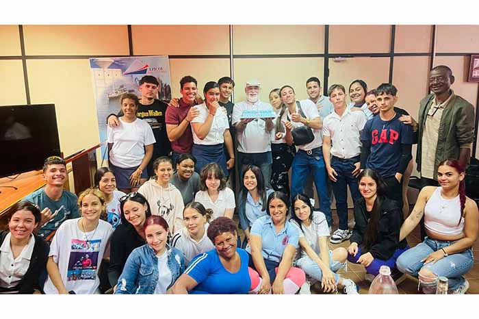 Estudiantes pinareños vinculan la Física a la comunidad costera La Coloma (+ Fotos)