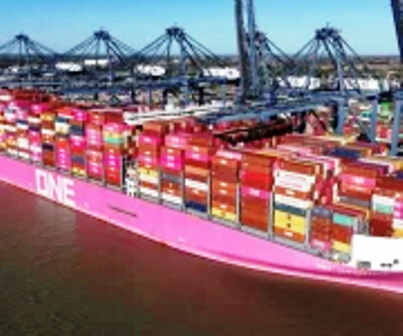 Barco más grande del mundo rompe récord histórico