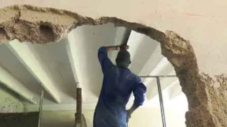 Avanza Santiago en la construcción de viviendas para damnificados por Melissa