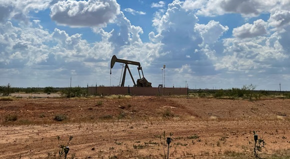 El precio del petróleo se dispara debido a la guerra en Medio Oriente