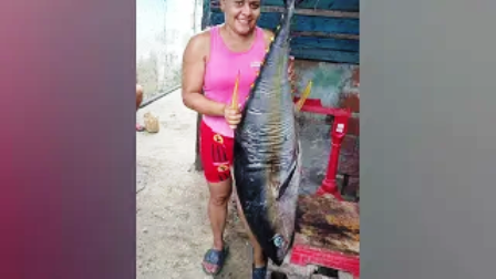 Yari tiene corazón de pescadora y alma de luna llena