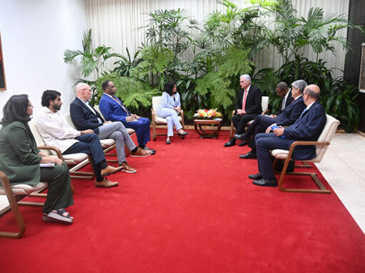 Expone Díaz-Canel a congresistas de EE.UU. daños de bloqueo en Cuba