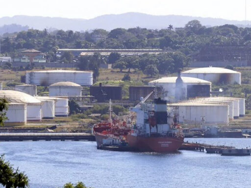 Bloqueo de EE.UU.: causa principal de compleja situación en Cuba