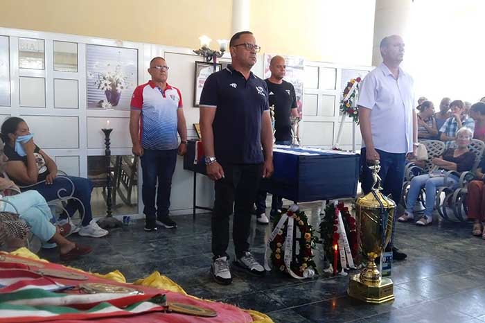 Ciego de Ávila despide con honores al campeón olímpico Dany Miranda