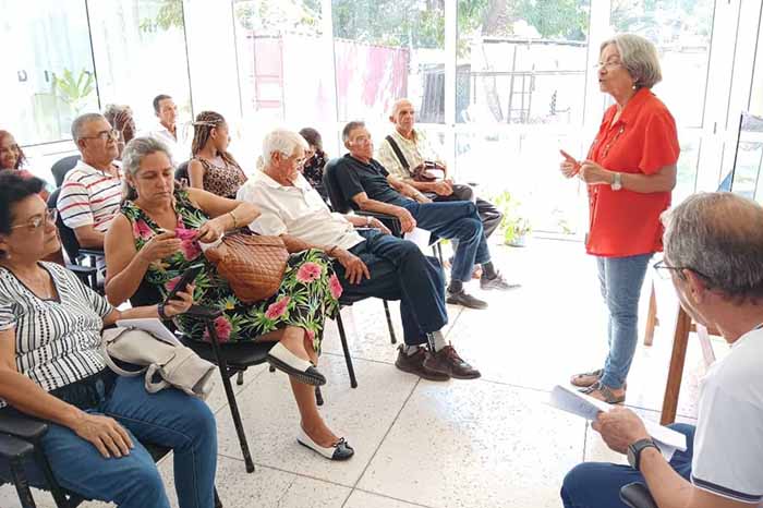Desarrollan taller sobre la mujer y las juventudes en las geociencias