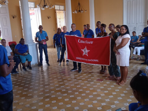 En Santiago de Cuba recibe bandera de Vanguardia Nacional el Fondo Cubano de Bienes Culturales