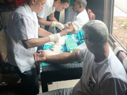 Sangre solidaria en Santiago de Cuba: el pulso obrero que salva vidas (+Fotos)