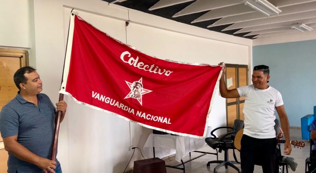 Desoft Santiago de Cuba  alza por cuarto año consecutivo la Bandera de Vanguardia Nacional (+Fotos)