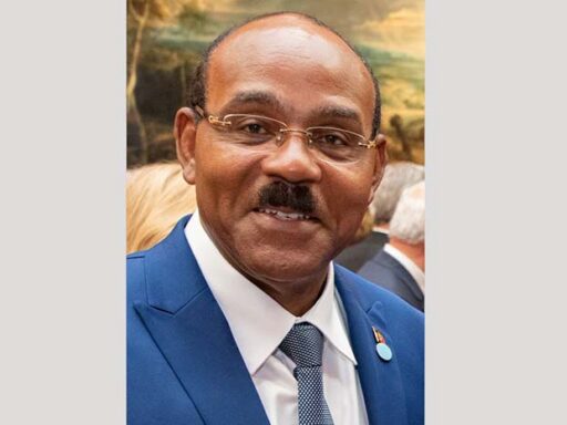Cuba felicita a Gaston Browne por su reelección como Primer Ministro