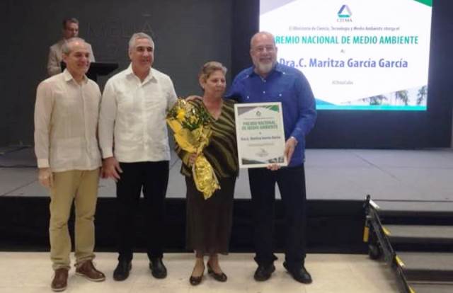Merecen Premio de Medio Ambiente tres expertos y un aeropuerto cubanos