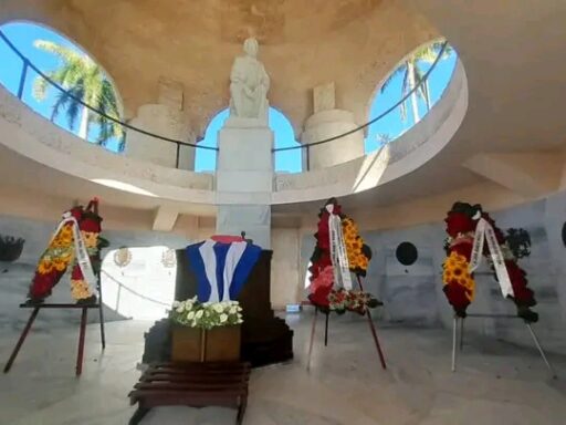 A 131 años de su caída, Santiago honra a Martí con fervor y compromiso