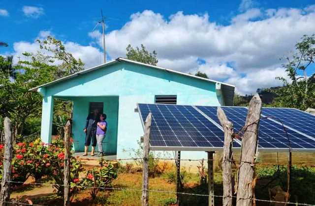 PNUD apoya a Cuba con sistemas fotovoltaicos en sitios aislados