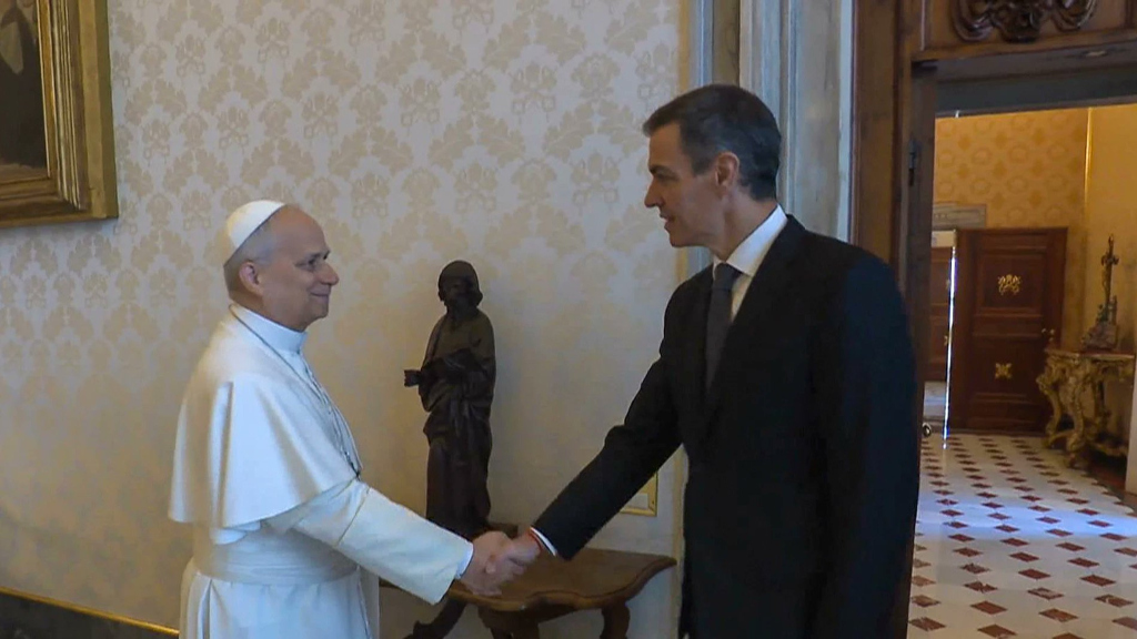 Papa León XIV recibió en audiencia a presidente del Gobierno español