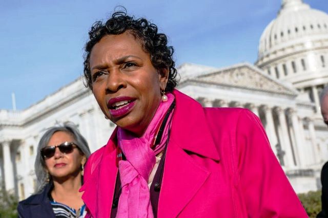 Caucus Negro de Congreso de EEUU: Basta de política bárbara con Cuba