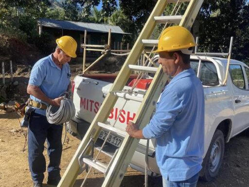 Etecsa Granma restablece servicios de telecomunicaciones tras tormenta local severa en Bayamo