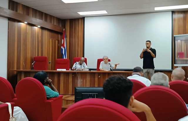 Denunció FMC en foro virtual impacto del bloqueo contra Cuba
