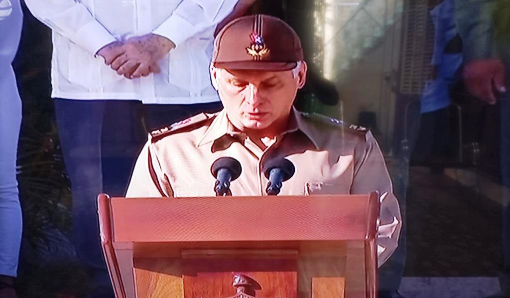 Preside Díaz Canel ceremonia de inhumación del Comandante Ramiro Valdés  