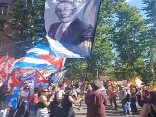 Destacan en Italia obra del líder revolucionario cubano Raúl Castro