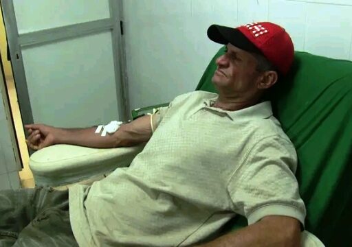 Una vena abierta y el corazón dispuesto (+Fotos)