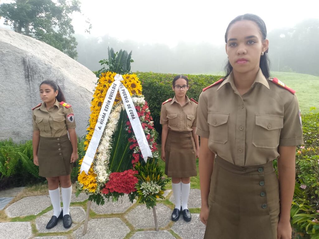 Rinden tributo a Vilma Espín en Santiago de Cuba (+Video)