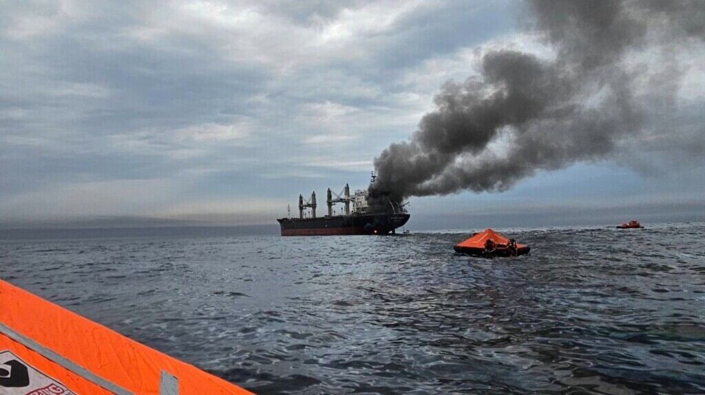 Un muerto y ocho heridos en ataque iraní contra petroleros emiratíes