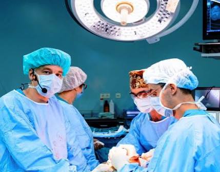 Oncólogos rusos lanzan tratamiento contra tipo agresivo de cáncer