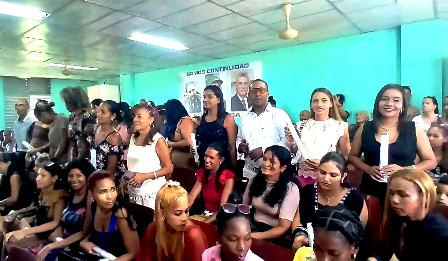 Nuevos profesionales incorpora a la sociedad la universidad sanluisera.