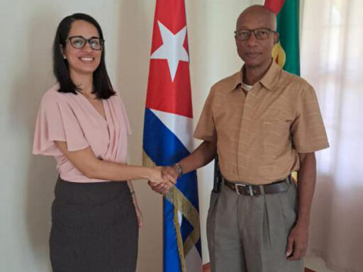 Senador granadino ratifica apoyo sindical a Cuba