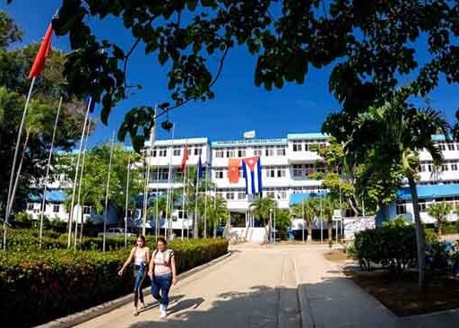 Potencia universidad médica de Holguín sus programas de maestría