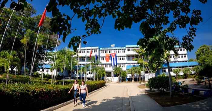 Potencia universidad médica de Holguín sus programas de maestría