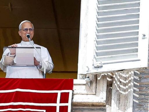 León XIV expresó necesidad de poner fin al conflicto Ucrania-Rusia