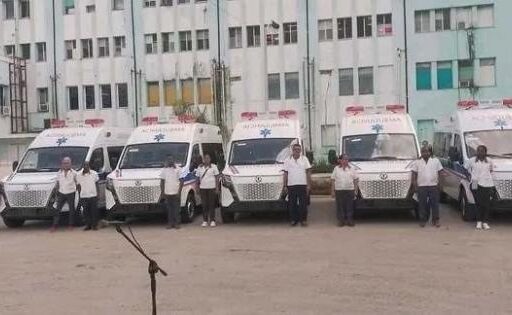 Nuevas ambulancias refuerzan el servicio de urgencias en Santiago de Cuba