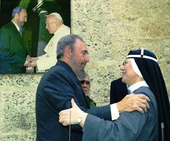 Líder cubano Fidel Castro en el corazón de las monjas brigidinas
