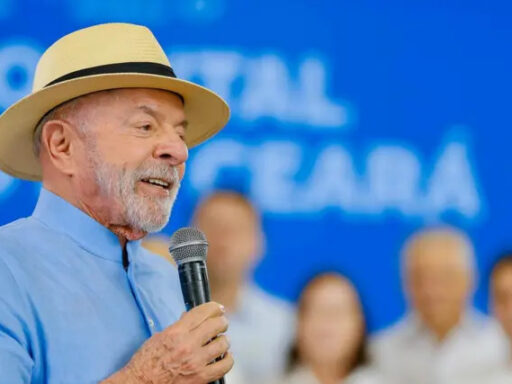 Lula lidera sondeo rumbo a elecciones brasileñas