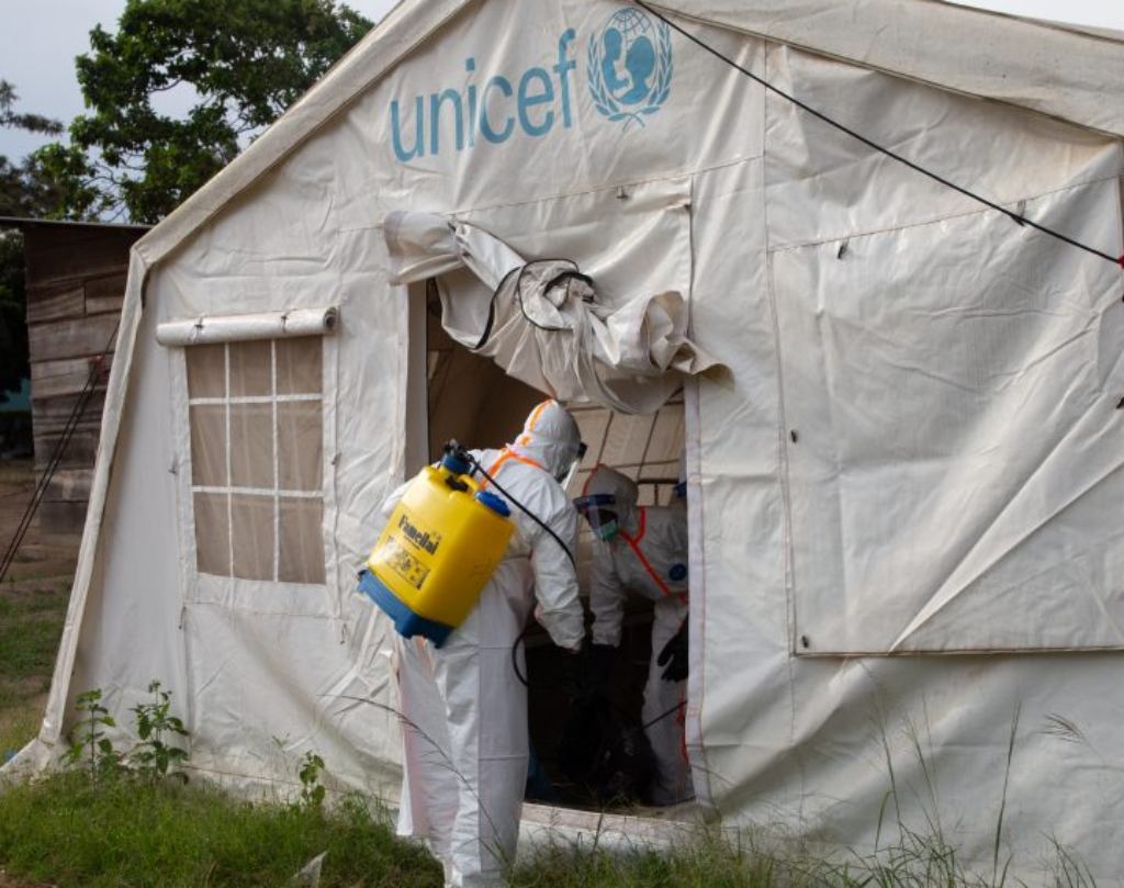 OMS: epidemia de ébola sigue sin control