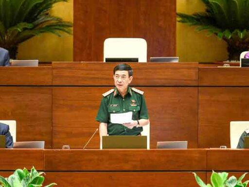 Vietnam busca equilibrio entre control de armas y actividades civiles