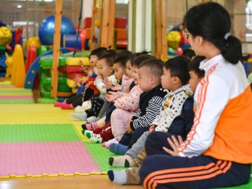 China ampliará servicios de cuidado infantil para apoyar natalidad