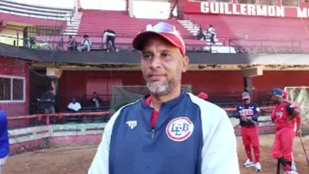 Asumirá nuevo coach de primera en equipo de béisbol indómito