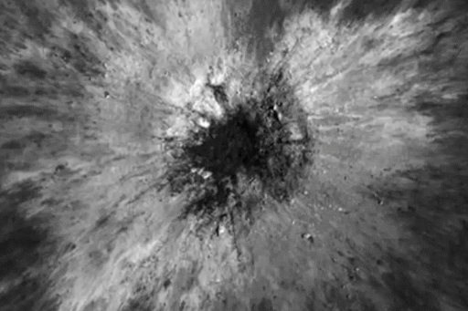 Un enorme objeto choca contra la Luna y deja un cráter del diámetro de 2 campos de fútbol